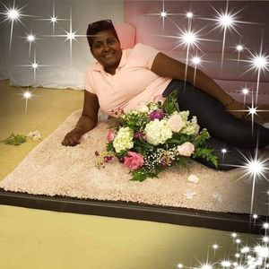 Meet your Posher, Marcia